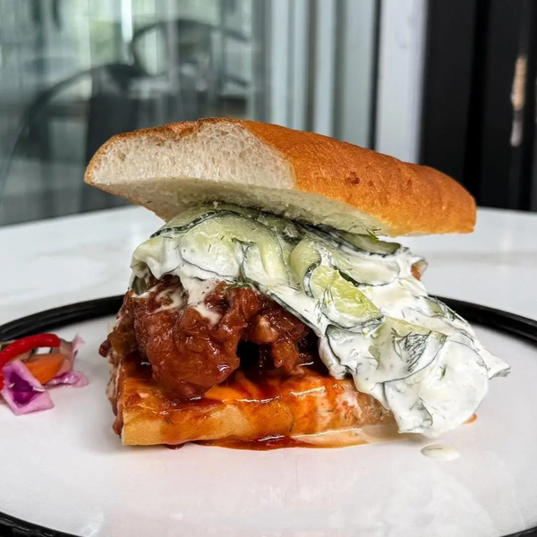 Hot Tzat-Chicky